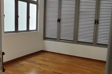 Symphony Hills Schubert