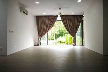 Mirage By The Lake @ Perdana Lakeview West