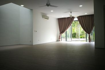 Mirage By The Lake @ Perdana Lakeview West