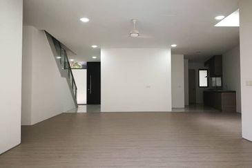 Mirage By The Lake @ Perdana Lakeview West