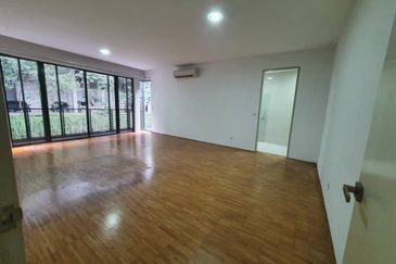 Mirage By The Lake @ Perdana Lakeview West