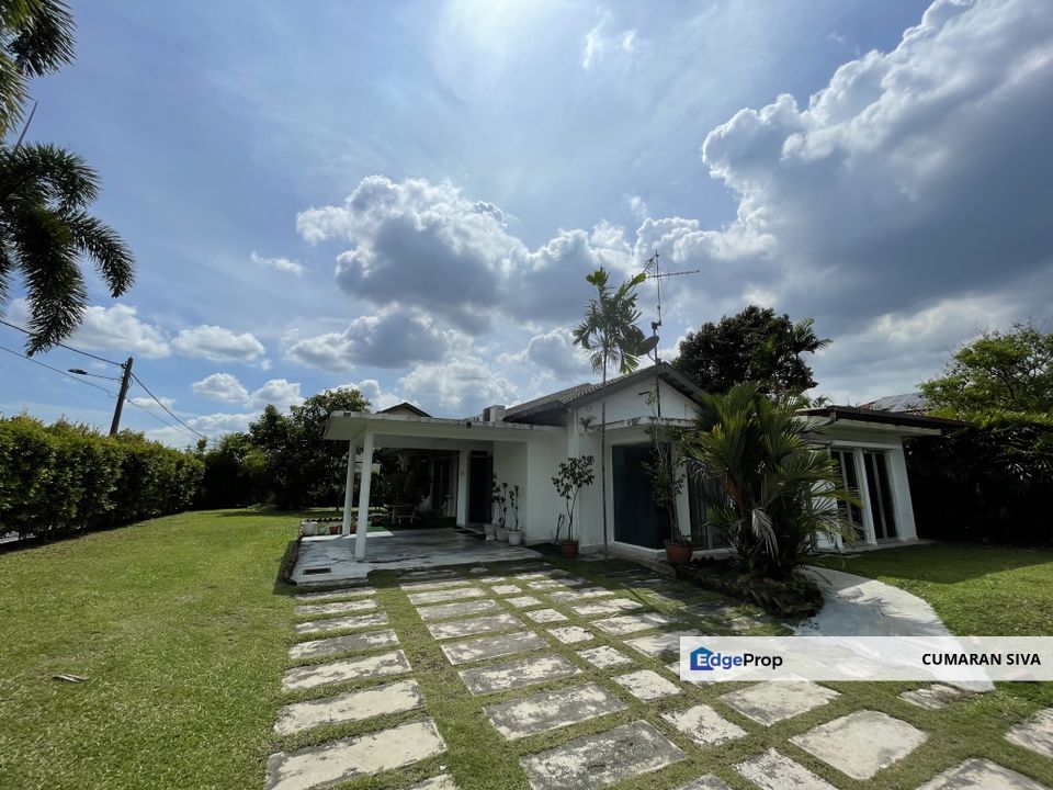 Gasing Hill - Near Gasing Hill Trail, Modernised Bunglow, Selangor, Petaling Jaya