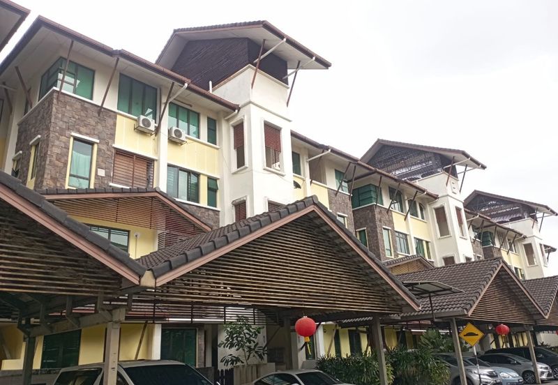 Avenue 2, Lake Valley