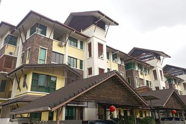 Avenue 2, Lake Valley