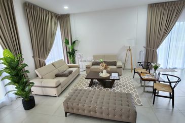 Double Storey Detached house at Serene Sakura at Jalan Camar Matang