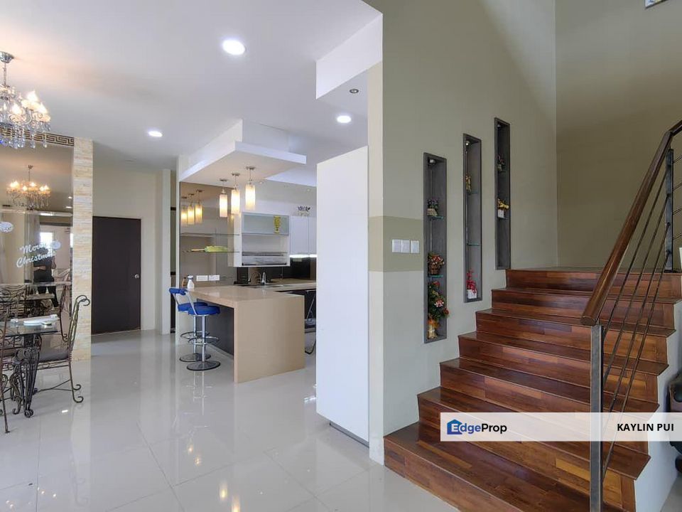 Double Storey Semi-Detached house at Taman API, Muara Tuang for rent, Sarawak, Kota Samarahan