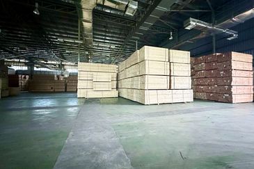 Gelang Patah Detached Factory Medium Industrial For Sale