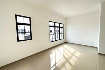 Tate Dalton @ Eco Botanic 2