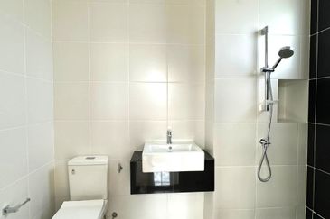 Tate Dalton @ Eco Botanic 2