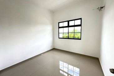 Tate Dalton @ Eco Botanic 2