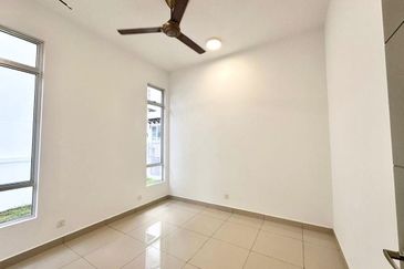 The Green @ Horizon Hills 2 Storey Terrace House (End Lot) For Salee