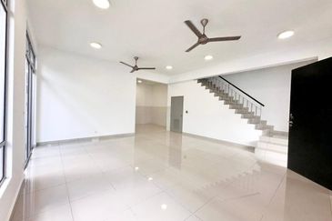 The Green @ Horizon Hills 2 Storey Terrace House (End Lot) For Salee