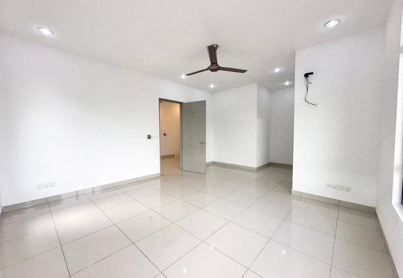 The Green @ Horizon Hills 2 Storey Terrace House (End Lot) For Salee