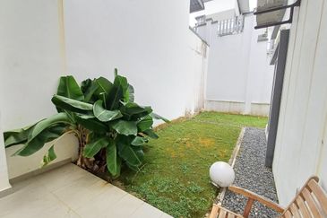 The Hills @ Horizon Hills! 3 Storey Bungalow House (Corner Lot) For Sale