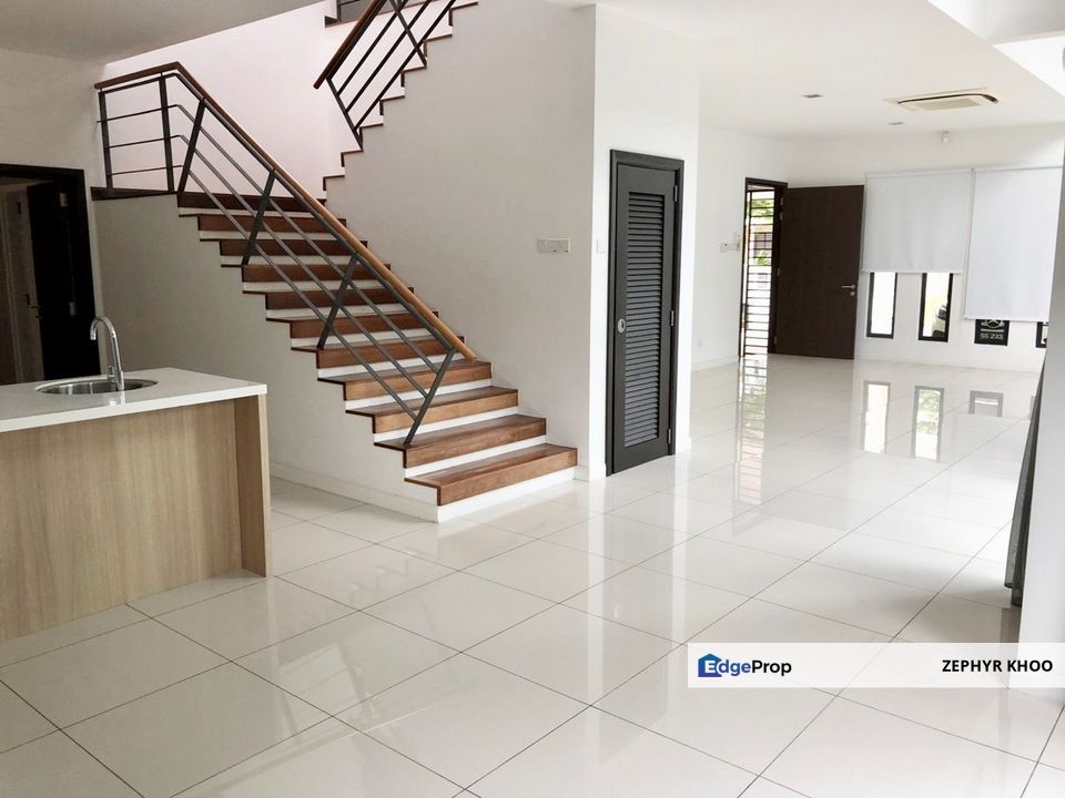 Bayou Creek @ Leisure Farm 2 Storey Semi Detached House For Sale Now, Johor, Gelang Patah