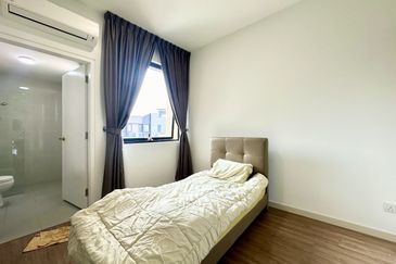 Avira Garden Terraces @ Medini