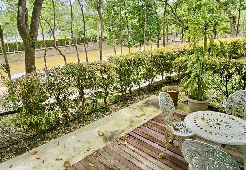 Bayou Creek, Leisure Farm