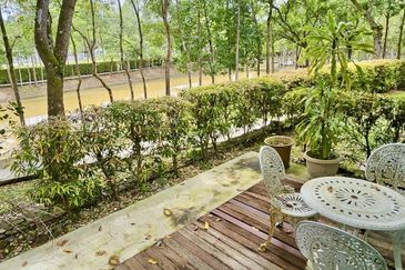 Bayou Creek, Leisure Farm