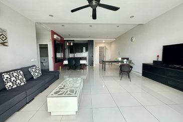 Sky Loft Premium Suites, Bukit Indah