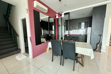 Sky Loft Premium Suites, Bukit Indah