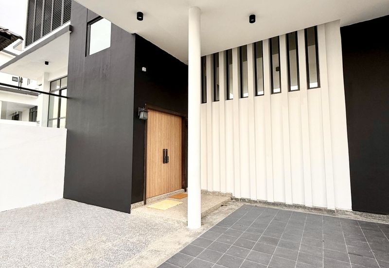 The Hills @ Horizon Hills 2 Storey Bungalow House For Rent Now!