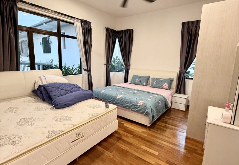 The Golf West @ Horizon Hills 2 Storey Link Bungalow House For Sale Now!