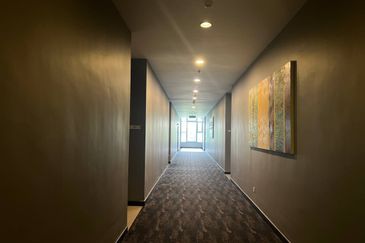 Somerset Puteri Harbour