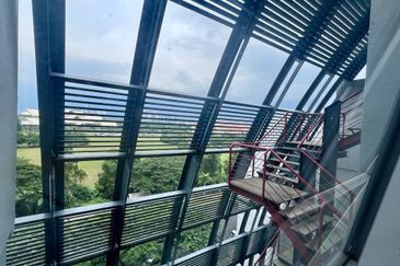 Somerset Puteri Harbour