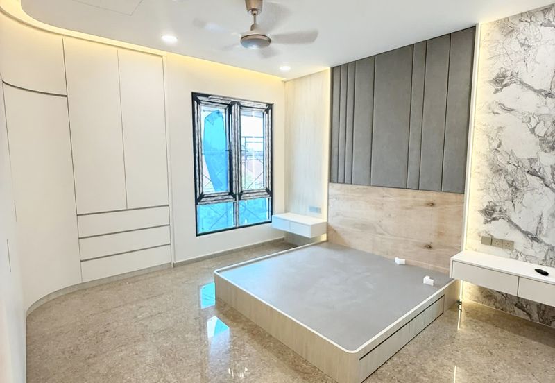 The Gateway @ Horizon Hills 2.5 Storey Cluster House For Sale Now!