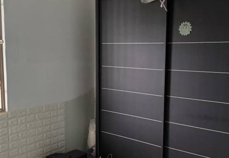 Desa Bayan Apartment