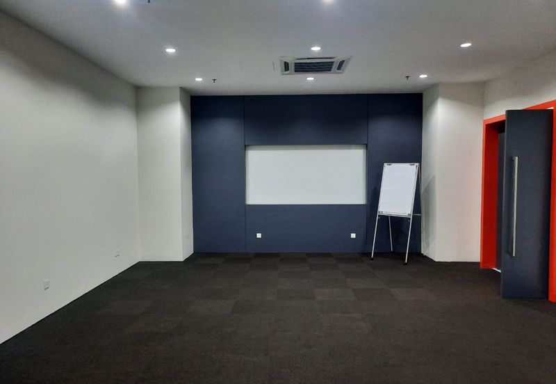 [FOR RENT] Office Lot at PJ New Town