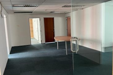 [FOR SALE] Enbloc Office at Excella Business Park, Ampang KL