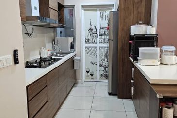 Savanna Executive Suites @ Southville City