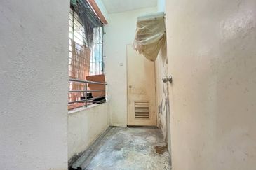 Laman Suria e-Resort Apartment