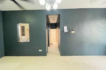 Laman Suria e-Resort Apartment