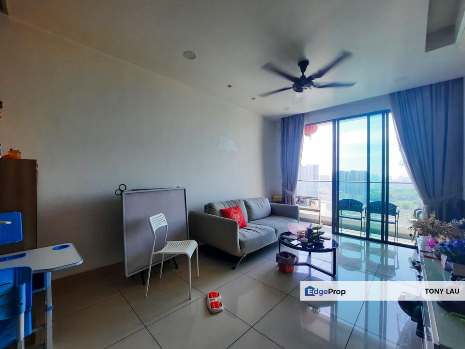 Fully Furnished 3+1 Bedroom Condo Facing 99 Wonderland at Lakapark Residence – RM2,500, Selangor, Selayang