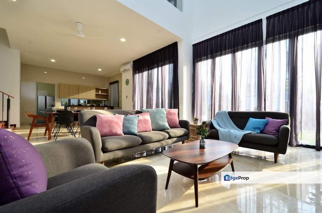 [PARTLY FURNISHED] Lakefront Villa 4-Sty bungalow with lift @ Cyberjaya, Selangor, Selangor, Cyberjaya