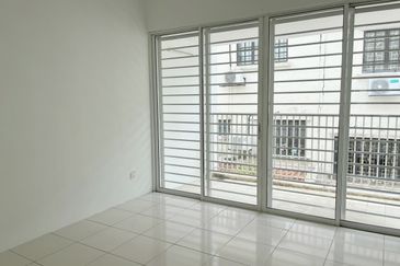 Kampung Sungai Kayu Ara