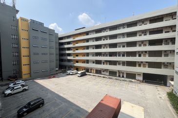 Warehouse For Sale @ Anzen Business Park Kepong Taman Bukit Maluri