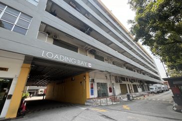 Warehouse For Sale @ Anzen Business Park Kepong Taman Bukit Maluri