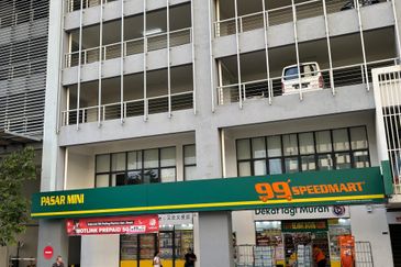 Fortune Perdana Lakeside