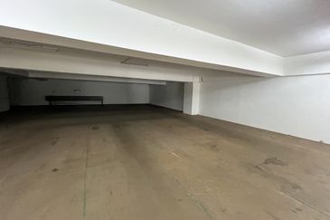 Medan Niaga Kepong Segambut Industrial Area 3 Storey Detached Factory For Sale