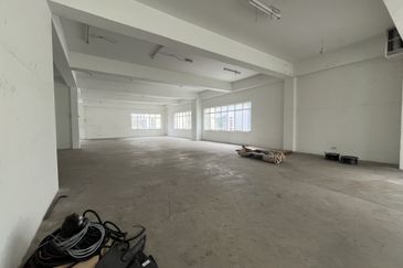Medan Niaga Kepong Segambut Industrial Area 3 Storey Detached Factory For Sale