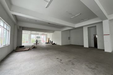 Medan Niaga Kepong Segambut Industrial Area 3 Storey Detached Factory For Sale