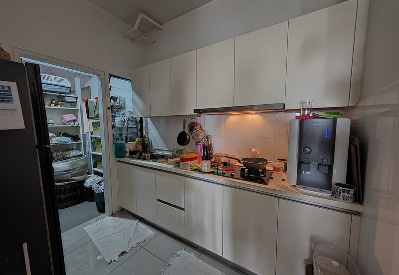 CASHBACK RM80K! Last Unit Price Can Nego Subang West Condo For Sale, Ready to Viewing 