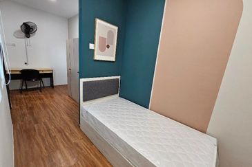 200meter to UCSI Residence High Occupancy Monthly Rental RM6000 FREE MOT & ALL LEGAL FEES!!