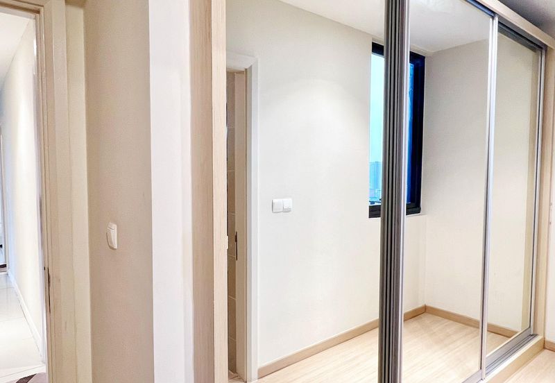 Icon City@Icon Residenz Full Furnish 3+1room For Rent ; 3 Parking Welcome Large Pax and Family