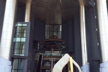 Icon City@Icon Residenz Full Furnish 3+1room For Rent ; 3 Parking Welcome Large Pax and Family