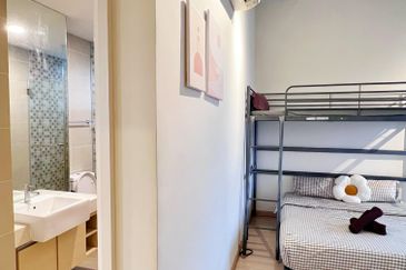 Icon Resident WELL MAINTAINED WELCOME OWNSTAY & INVESTOR!!! Link with 7-11, KK Mart, Nasi Kandar Bistro