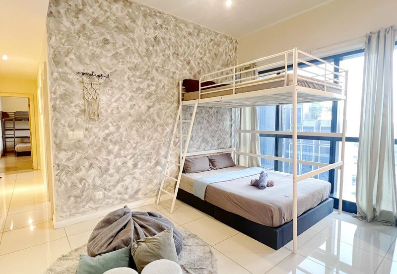 PJ Icon Resident Direct Owner WELL MAINTAINED Doorstep to 7-11, Mamak Restaurant ; 7min to Sunway Pyramid